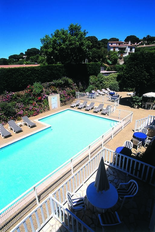 Hotel Lou Paouvadou Sainte-Maxime Luaran gambar